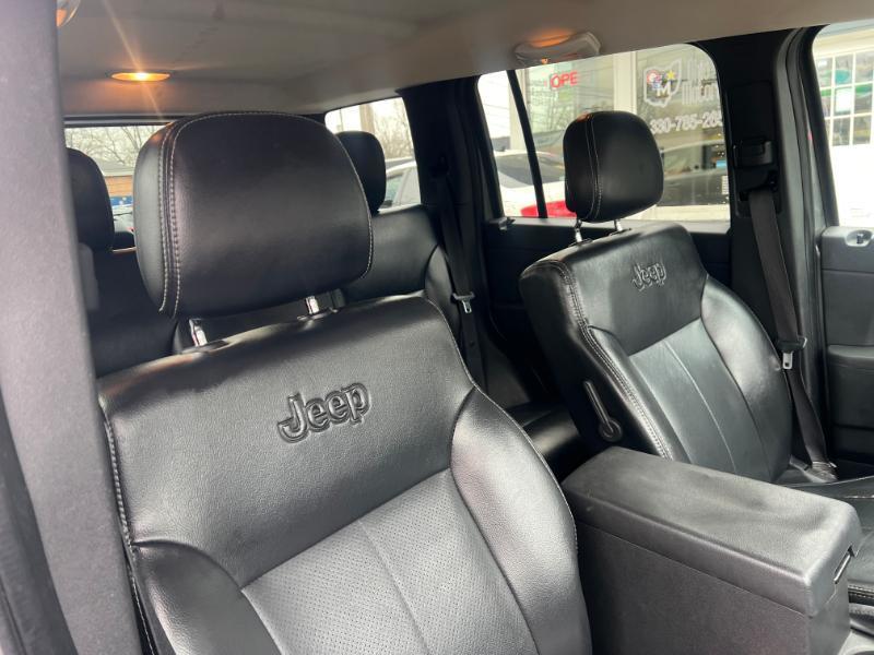 Jeep Liberty Sport 4WD 2012