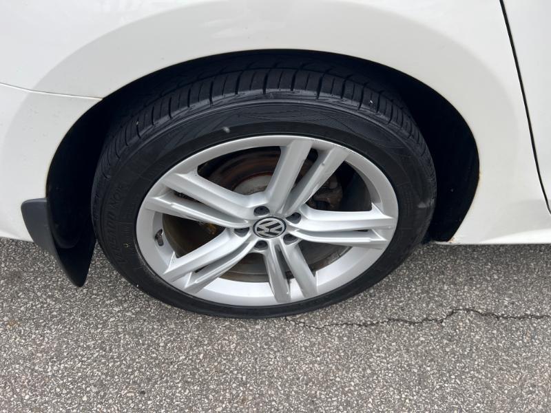 Volkswagen Passat 2.0L TDI SE AT 2014