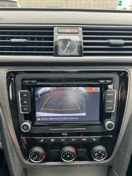 Volkswagen Passat 2.0L TDI SE AT 2014