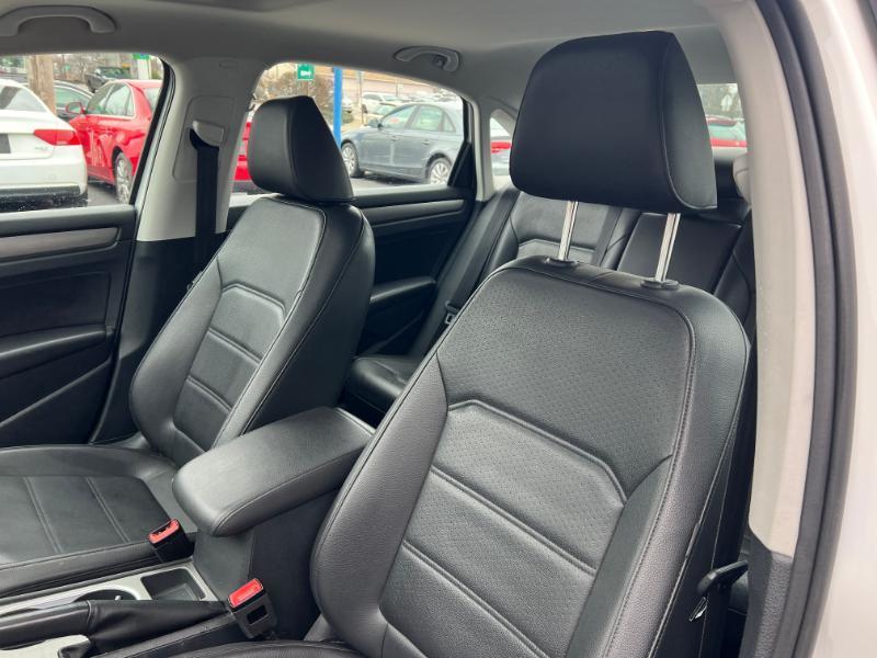 Volkswagen Passat 2.0L TDI SE AT 2014