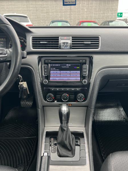 Volkswagen Passat 2.0L TDI SE AT 2014