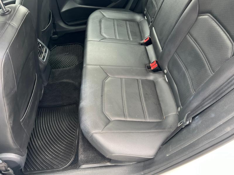 Volkswagen Passat 2.0L TDI SE AT 2014