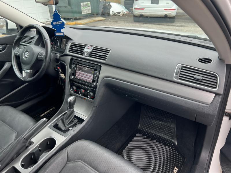 Volkswagen Passat 2.0L TDI SE AT 2014