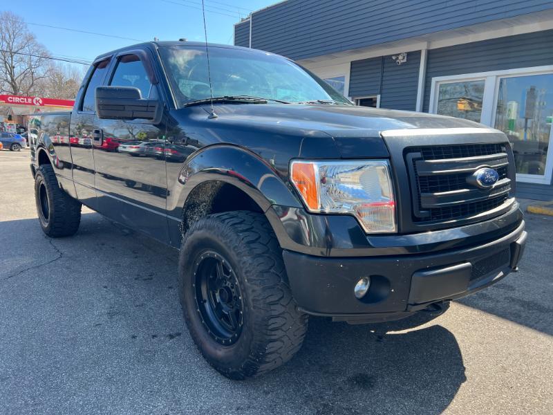 Ford F-150 XLT SuperCab 8-ft. Bed 4WD 2013