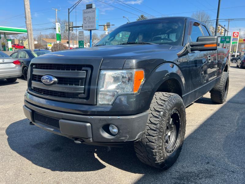 Ford F-150 XLT SuperCab 8-ft. Bed 4WD 2013