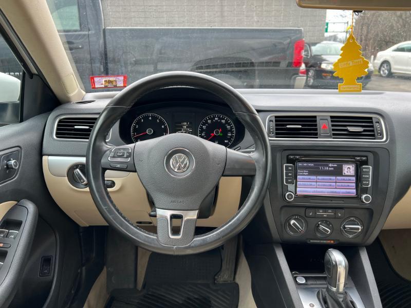 Volkswagen Jetta SE 2014