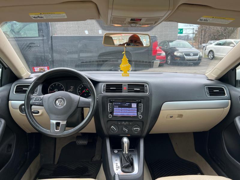 Volkswagen Jetta SE 2014