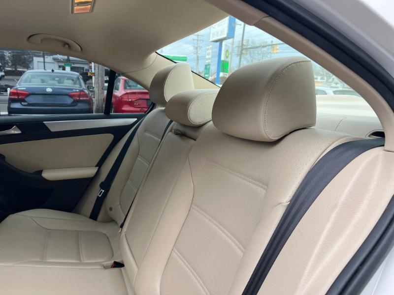 Volkswagen Jetta SE 2014