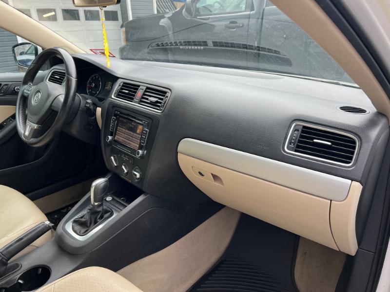 Volkswagen Jetta SE 2014