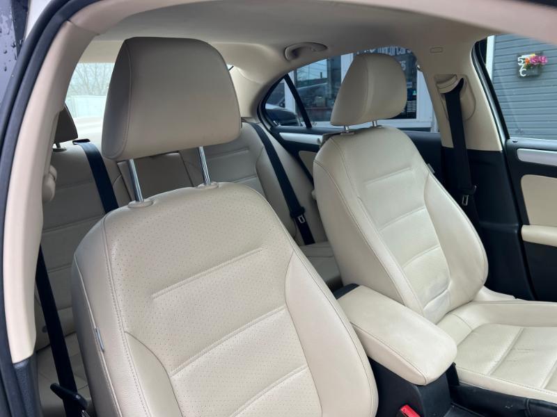 Volkswagen Jetta SE 2014