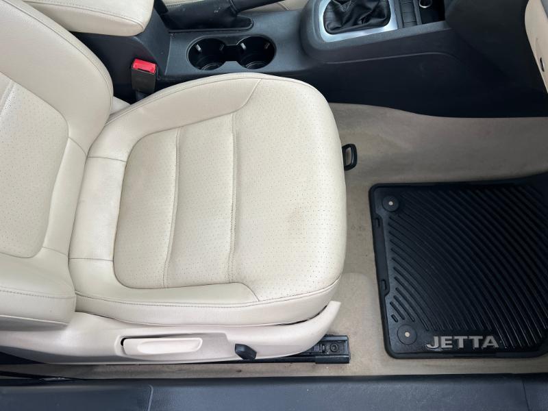 Volkswagen Jetta SE 2014