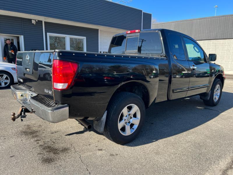 Nissan Titan XE King Cab 4WD 2004