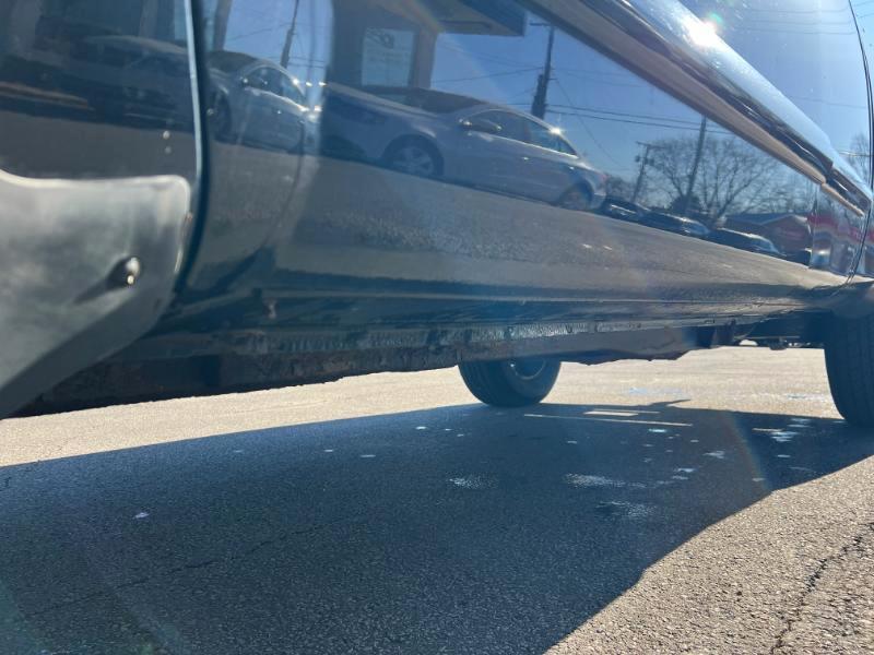 Nissan Titan XE King Cab 4WD 2004