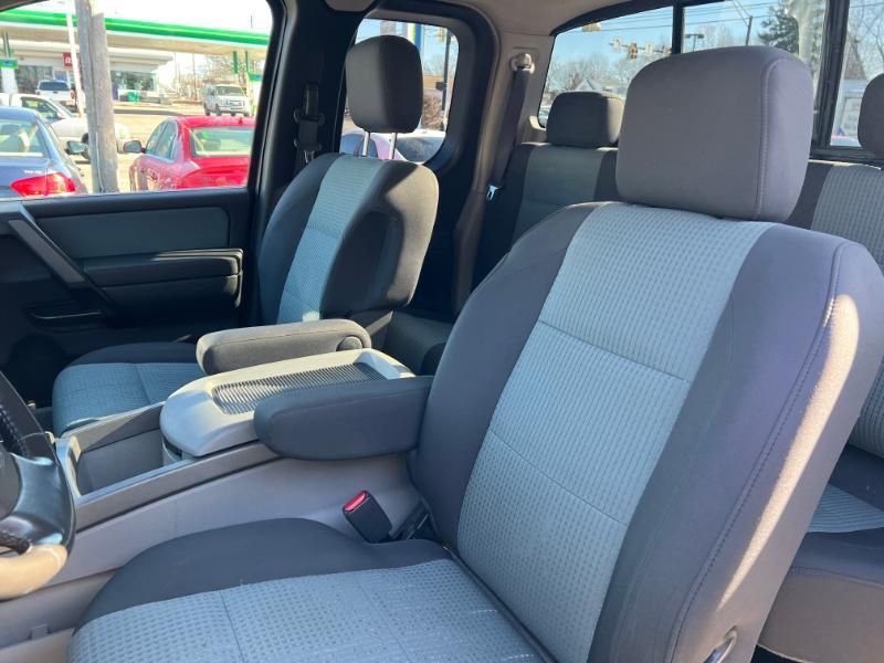 Nissan Titan XE King Cab 4WD 2004