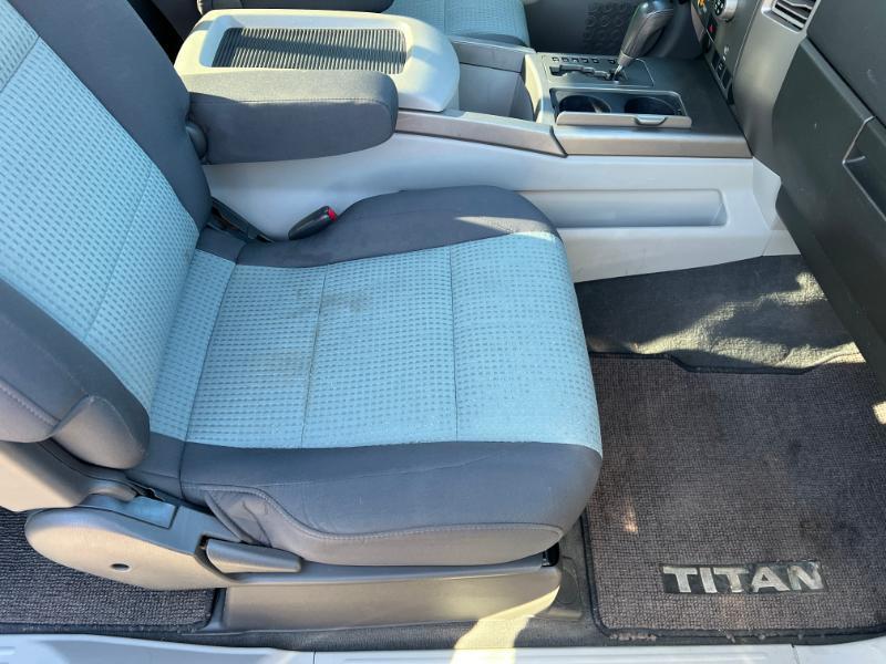 Nissan Titan XE King Cab 4WD 2004