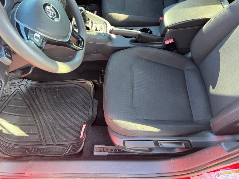 Volkswagen Jetta S 6A 2015