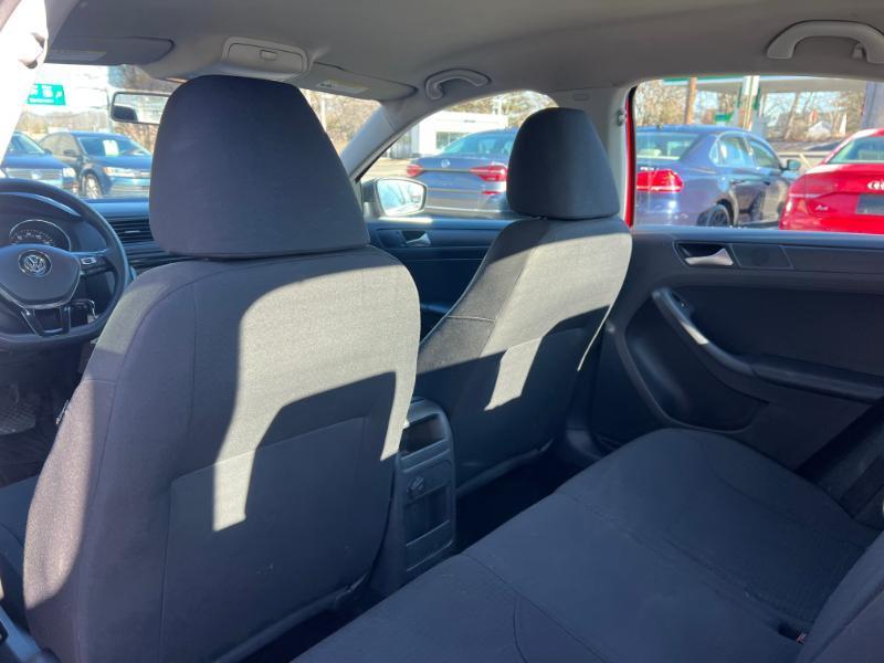 Volkswagen Jetta S 6A 2015