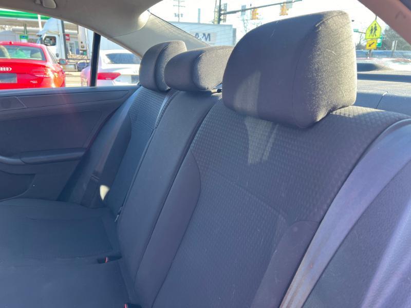 Volkswagen Jetta S 6A 2015