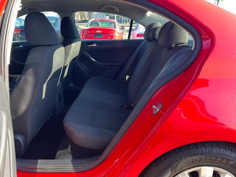 Volkswagen Jetta S 6A 2015