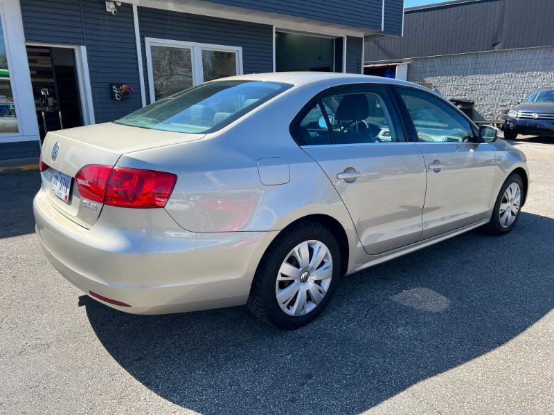 Volkswagen Jetta SE 2013