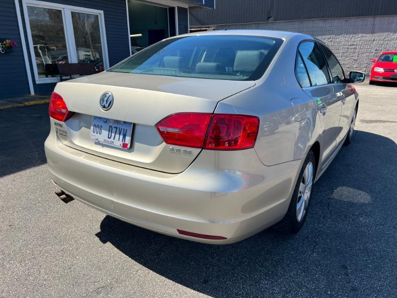 Volkswagen Jetta SE 2013