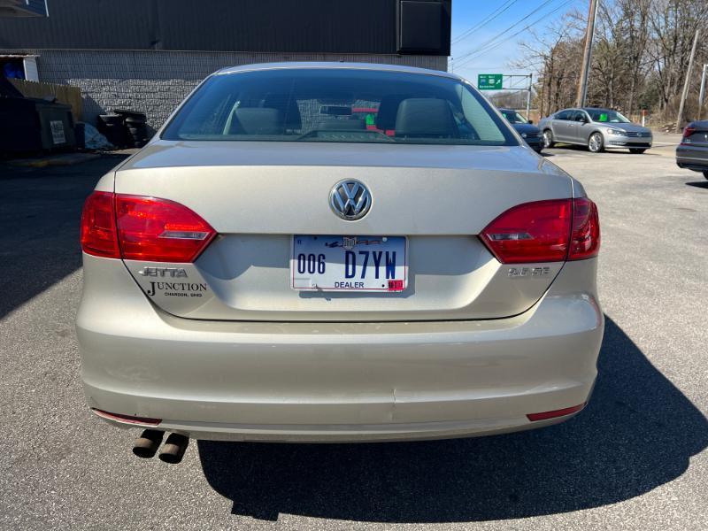 Volkswagen Jetta SE 2013