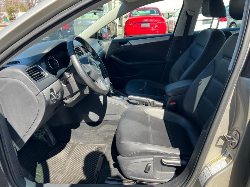 Volkswagen Jetta SE 2013