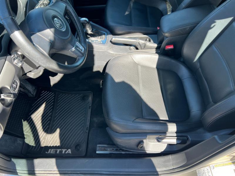 Volkswagen Jetta SE 2013