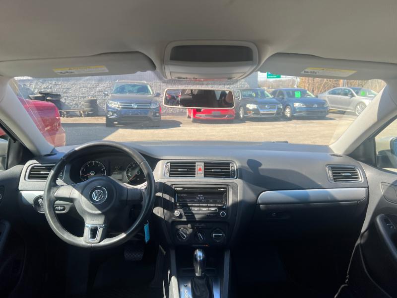 Volkswagen Jetta SE 2013