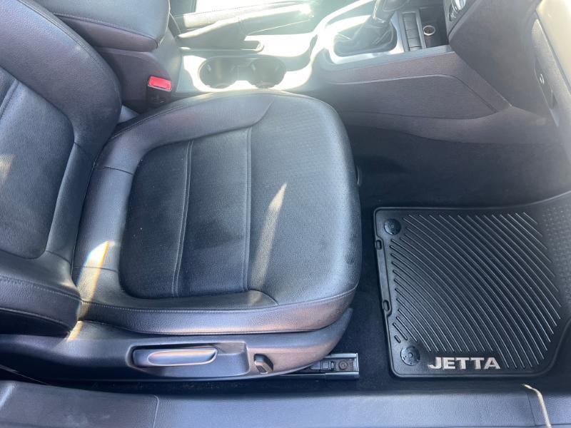 Volkswagen Jetta SE 2013