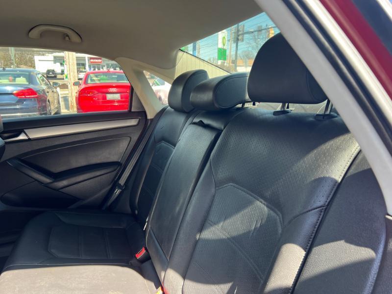 Volkswagen Passat Sport PZEV 5M 2015