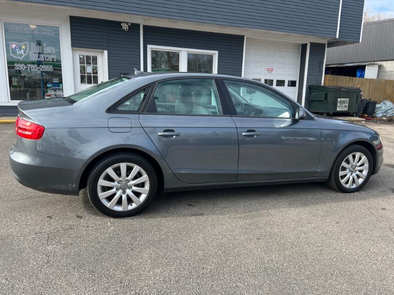 Audi A4 2.0T Sedan quattro Tiptronic 2014