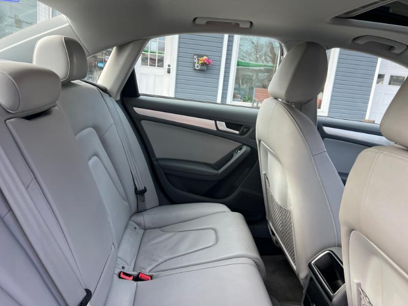 Audi A4 2.0T Sedan quattro Tiptronic 2014