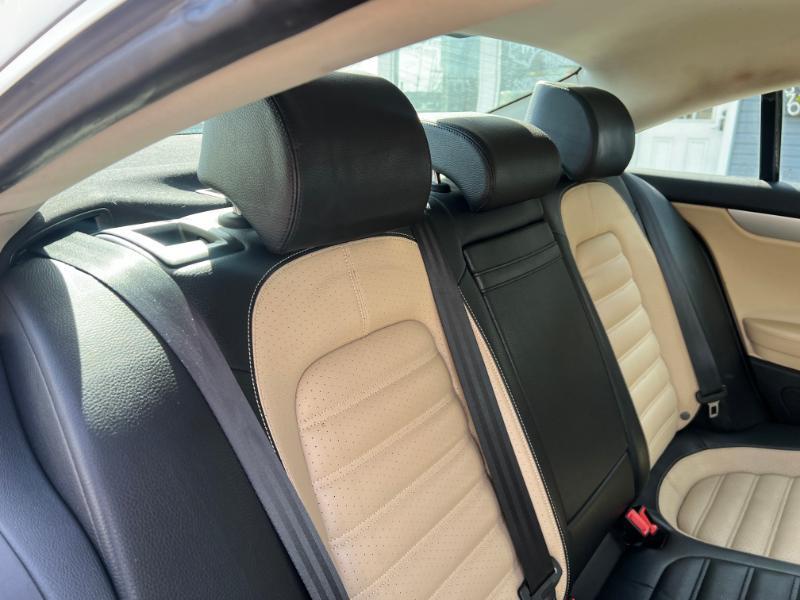 Volkswagen CC Sport Plus PZEV 2013