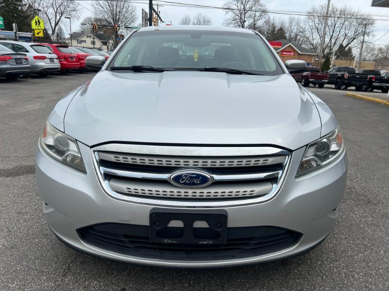 Ford Taurus SEL FWD 2011