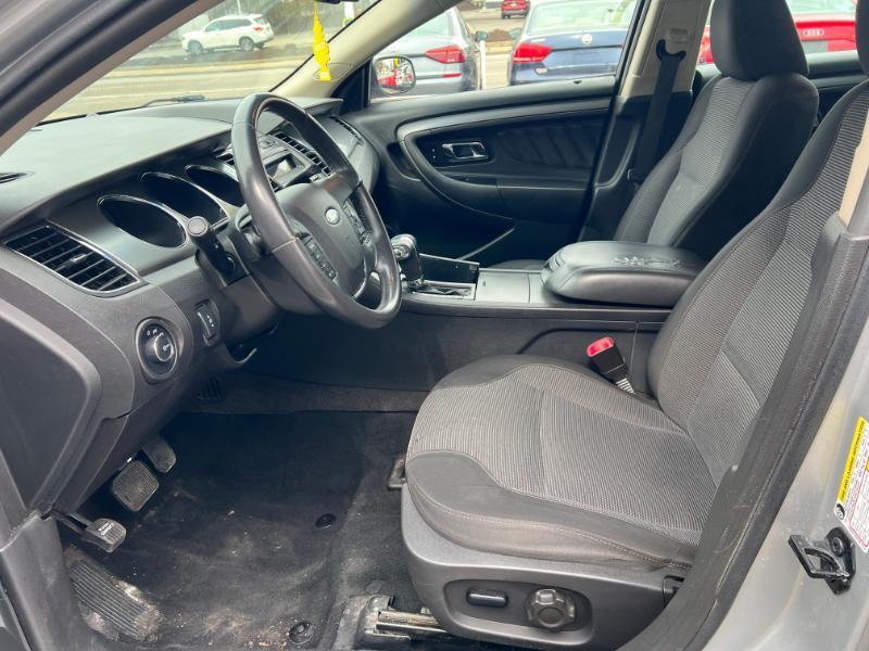 Ford Taurus SEL FWD 2011