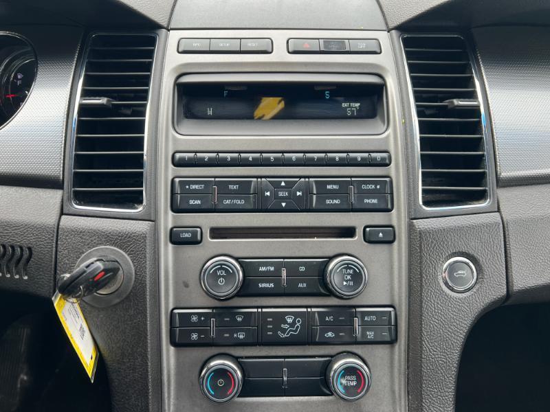 Ford Taurus SEL FWD 2011