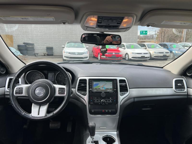 Jeep Grand Cherokee Laredo 4WD 2013