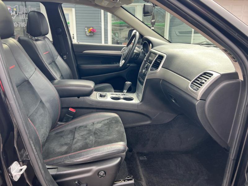 Jeep Grand Cherokee Laredo 4WD 2013