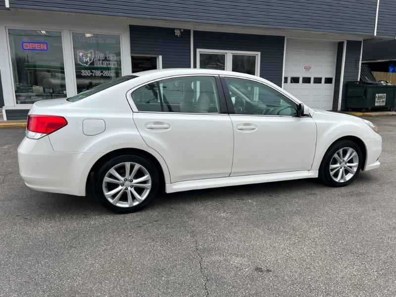 Subaru Legacy 2.5i Premium 2013