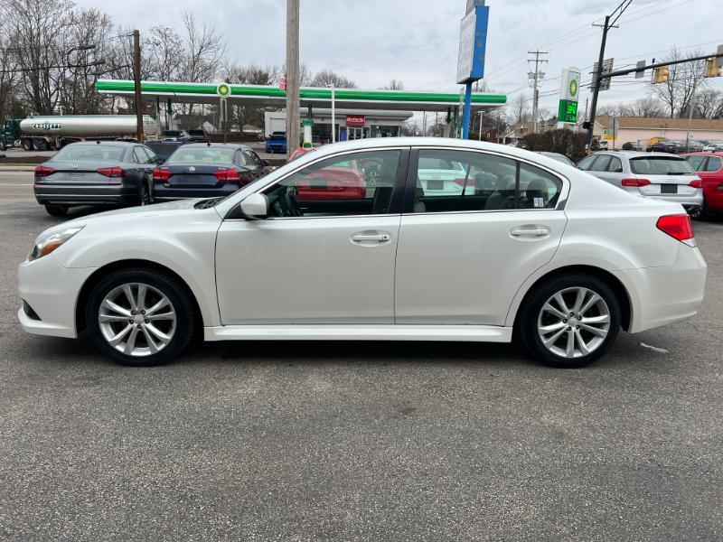 Subaru Legacy 2.5i Premium 2013