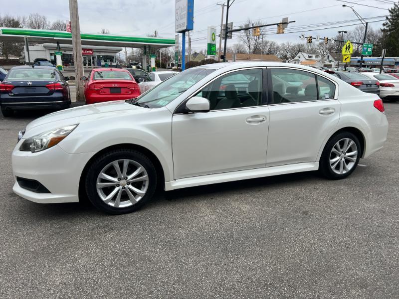 Subaru Legacy 2.5i Premium 2013