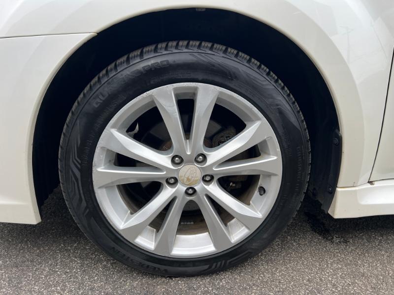 Subaru Legacy 2.5i Premium 2013