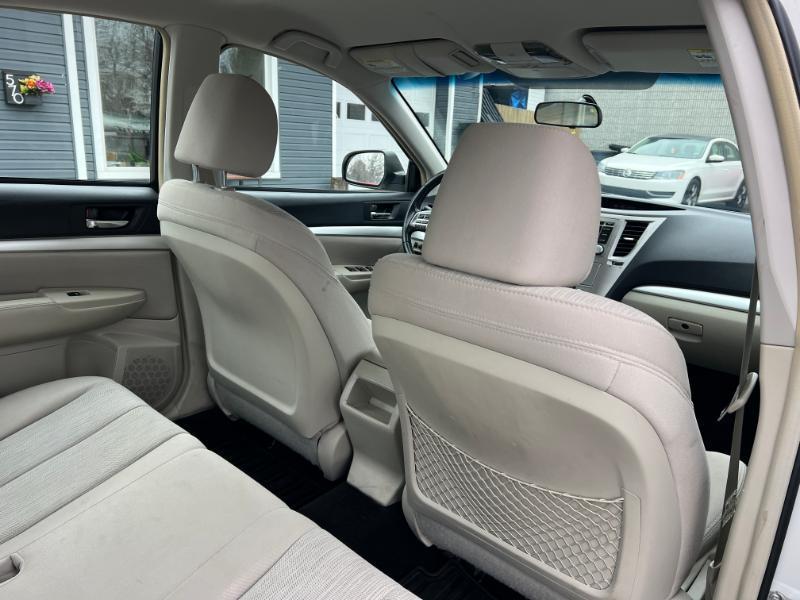 Subaru Legacy 2.5i Premium 2013