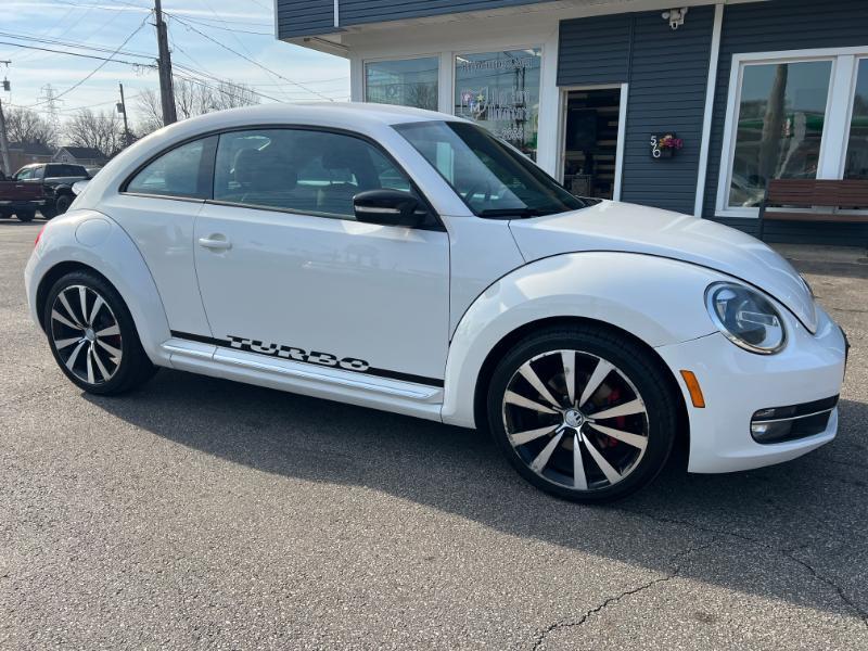 Volkswagen Beetle 2.0T Turbo 2012