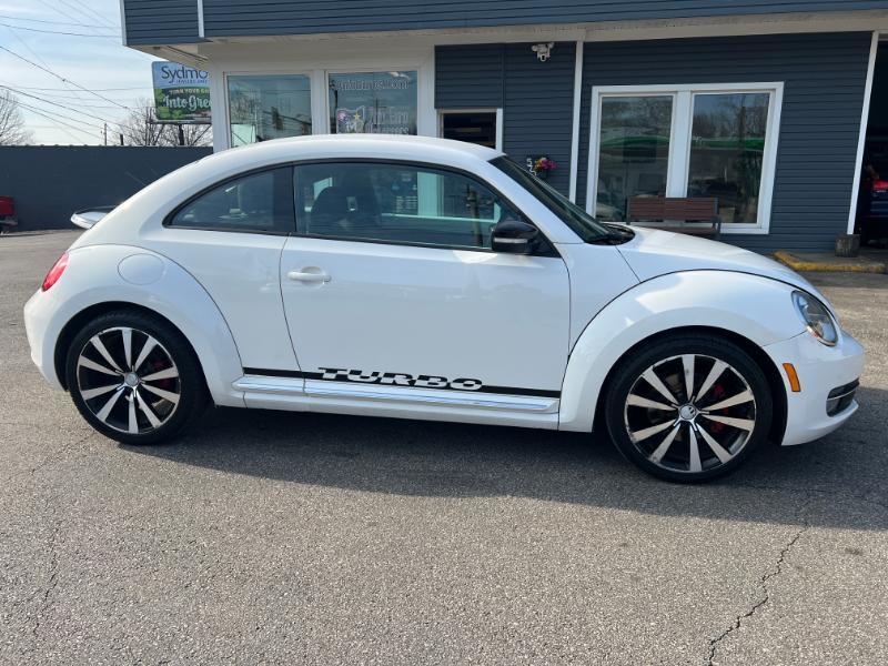 Volkswagen Beetle 2.0T Turbo 2012
