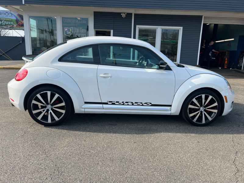 Volkswagen Beetle 2.0T Turbo 2012