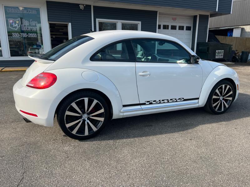 Volkswagen Beetle 2.0T Turbo 2012