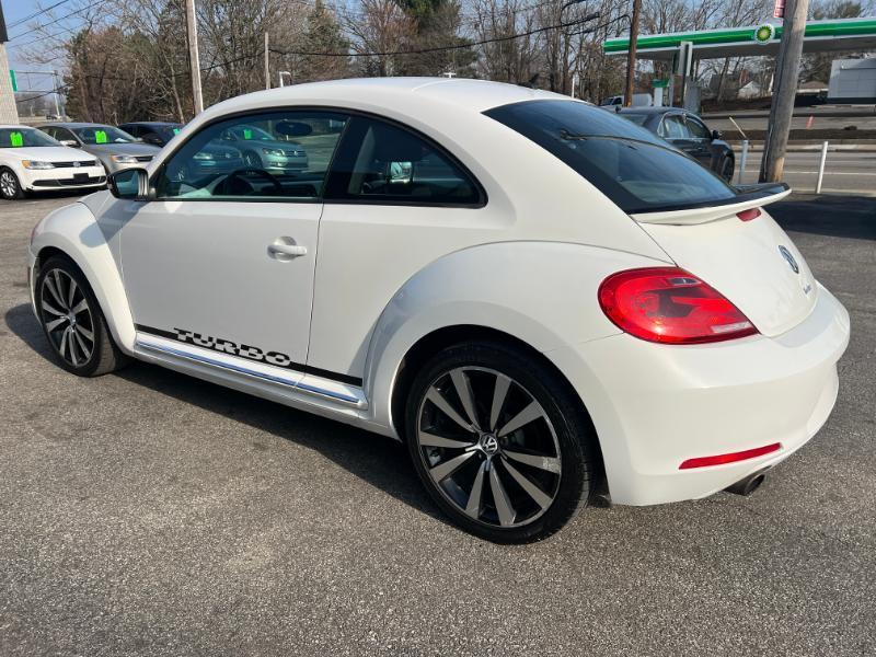 Volkswagen Beetle 2.0T Turbo 2012
