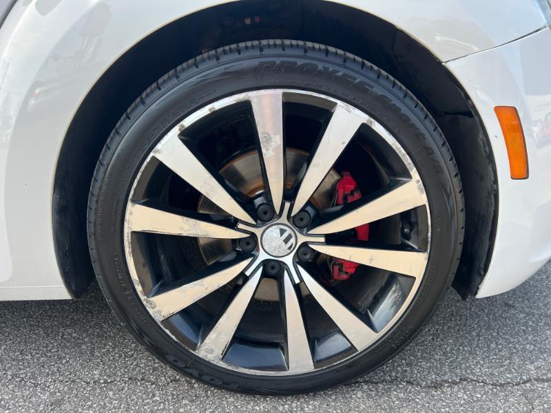 Volkswagen Beetle 2.0T Turbo 2012